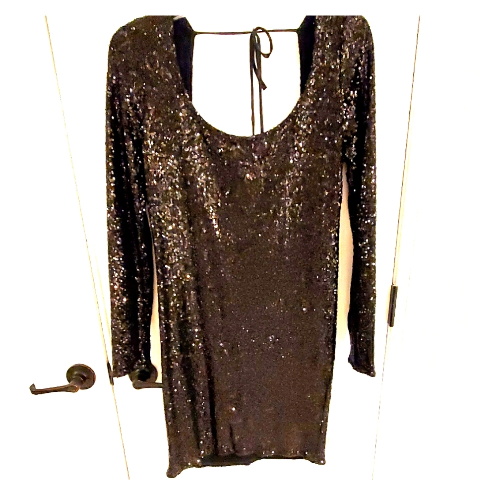 Long sleeve black sequin mini dress